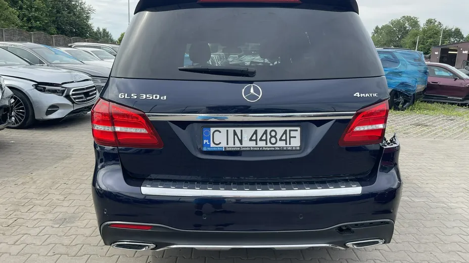 MERCEDES-BENZ GLS -