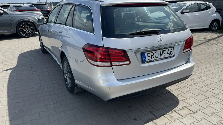 MERCEDES-BENZ E Klasa -