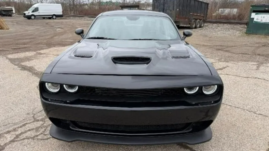 DODGE Challenger -