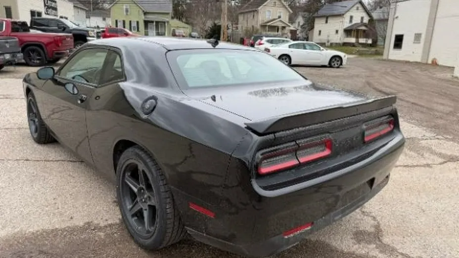 DODGE Challenger -