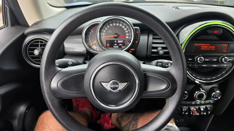 MINI One -