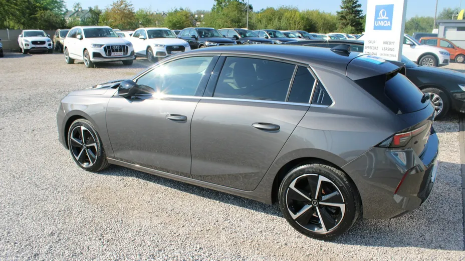 OPEL Astra -