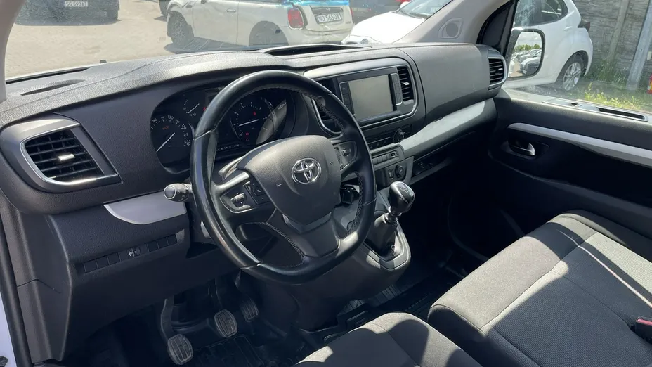 TOYOTA Proace Verso -