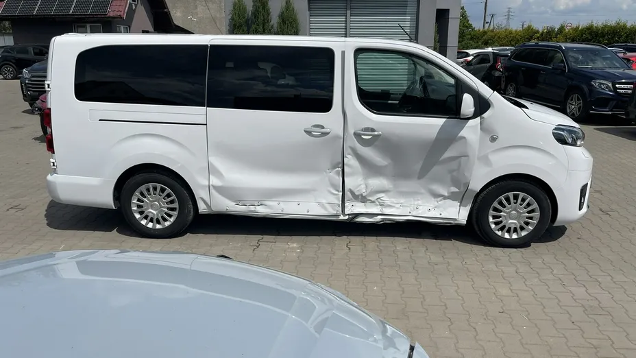 TOYOTA Proace Verso -
