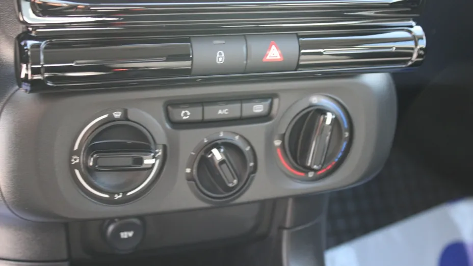 CITROEN C3 -