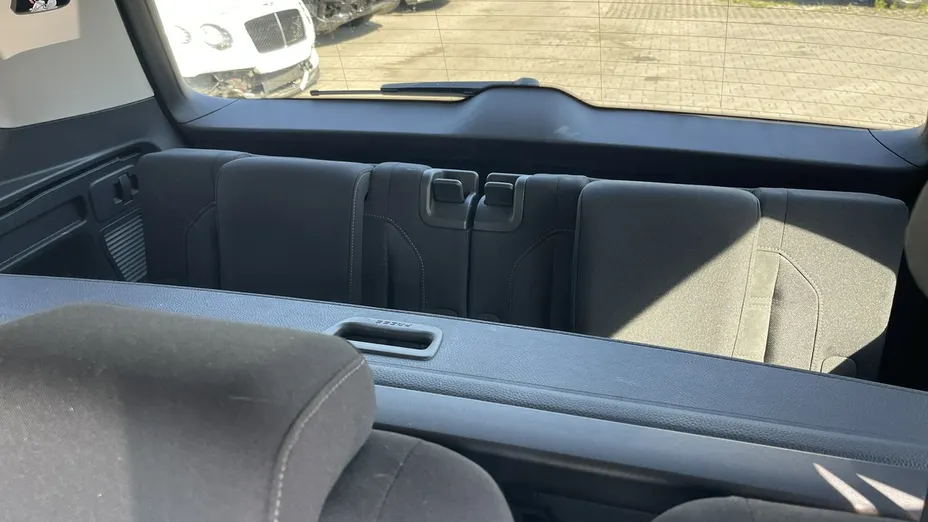 VOLKSWAGEN Touran -