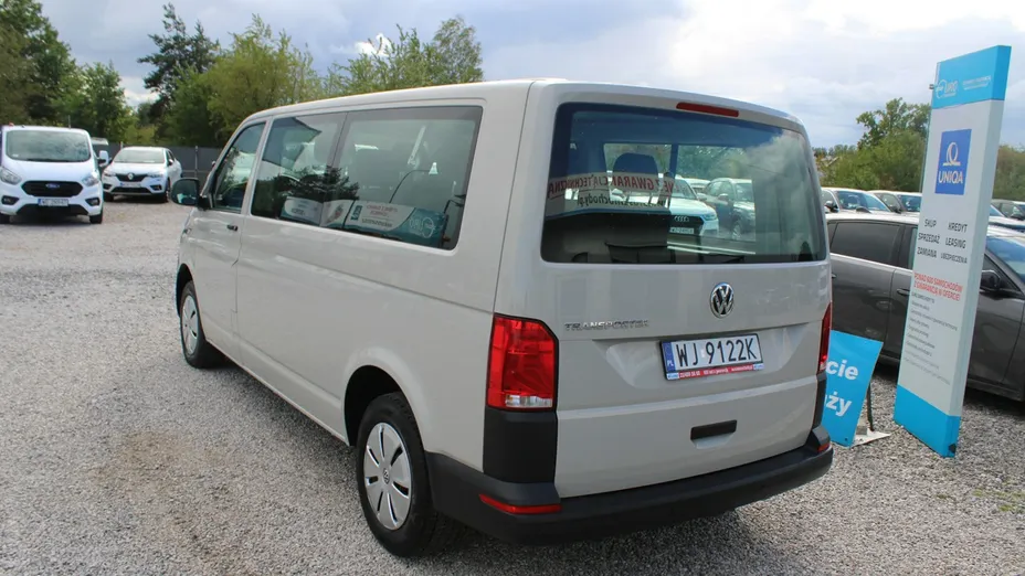 VOLKSWAGEN Transporter -