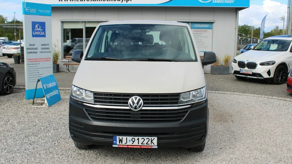 VOLKSWAGEN Transporter -