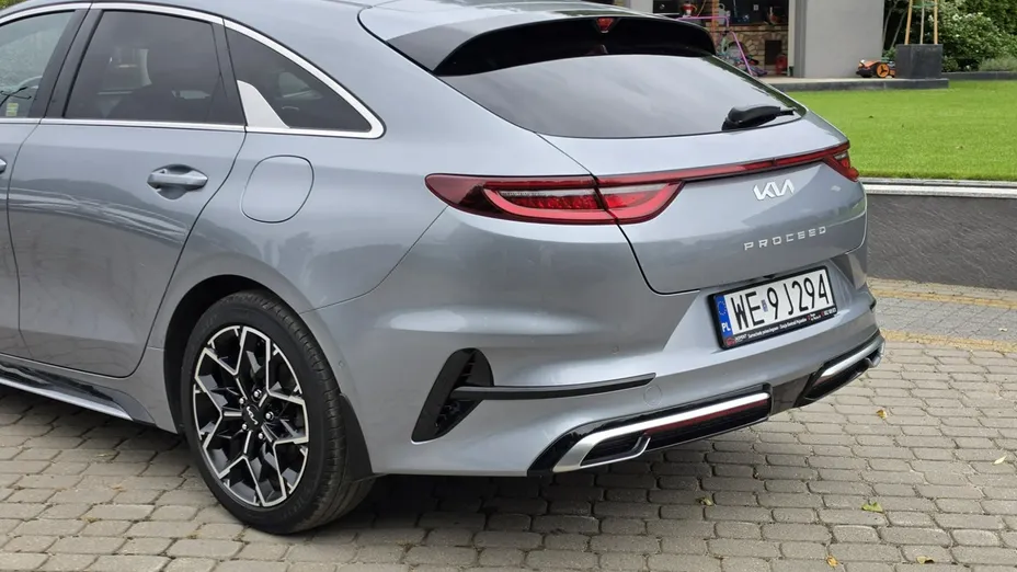 KIA ProCeed -