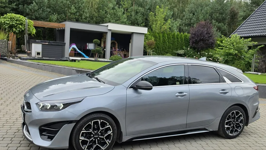 KIA ProCeed -