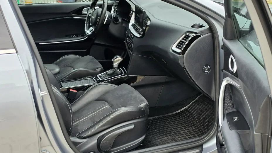 KIA ProCeed -