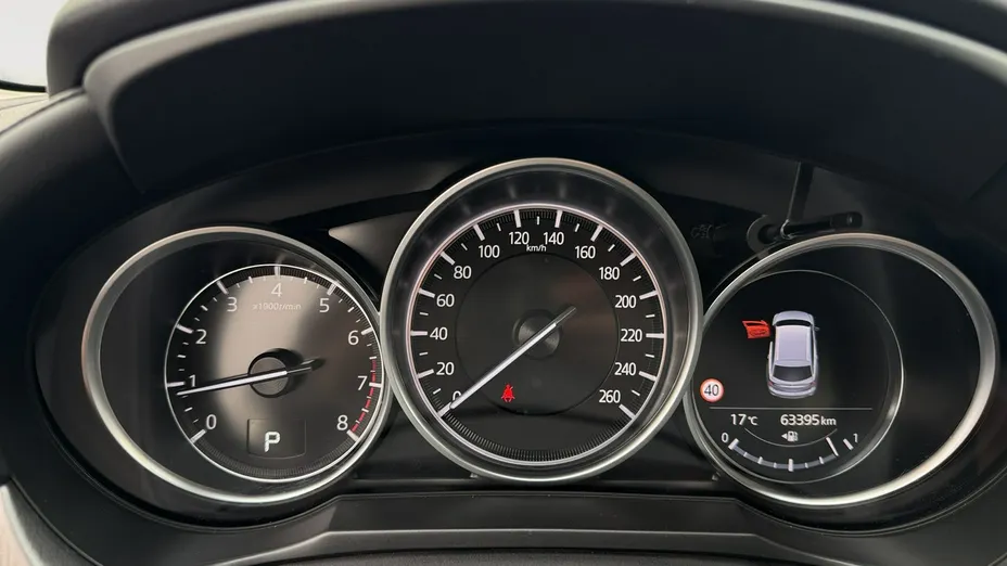 MAZDA 6 -