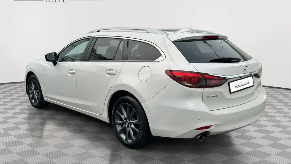 MAZDA 6 -