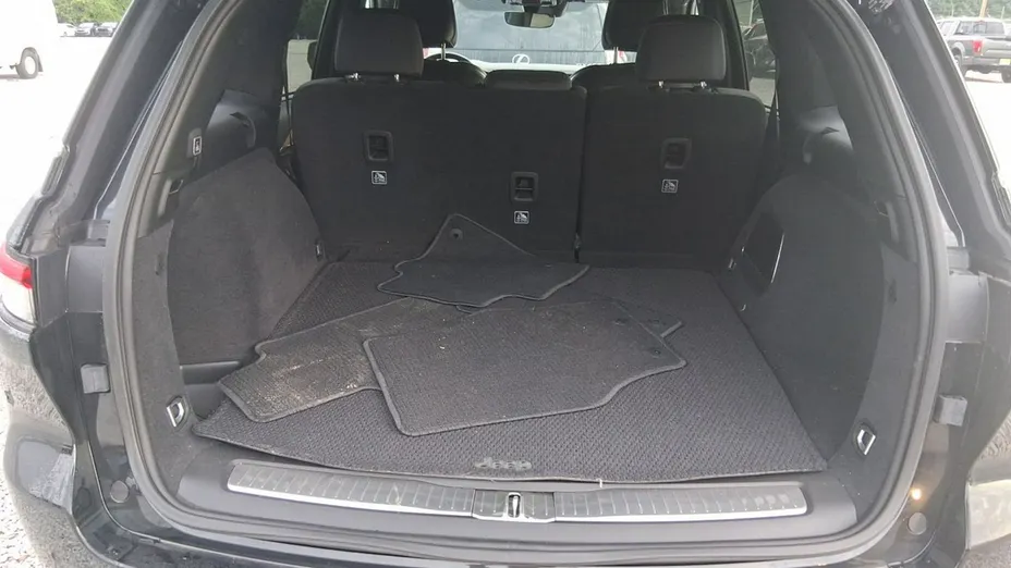 JEEP Grand Cherokee -