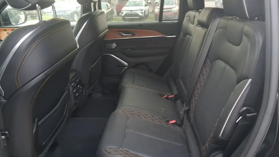 JEEP Grand Cherokee -