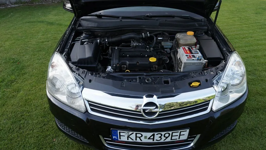OPEL Astra -