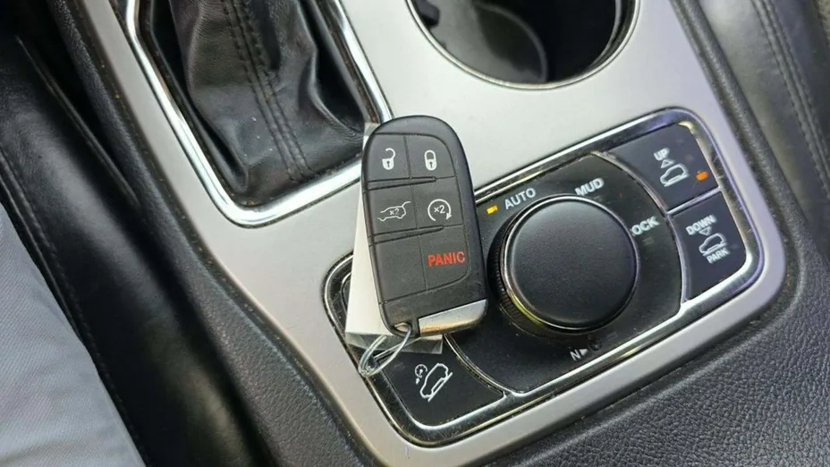 JEEP Grand Cherokee -