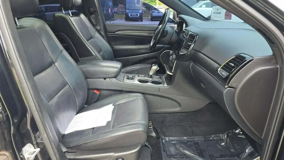 JEEP Grand Cherokee -