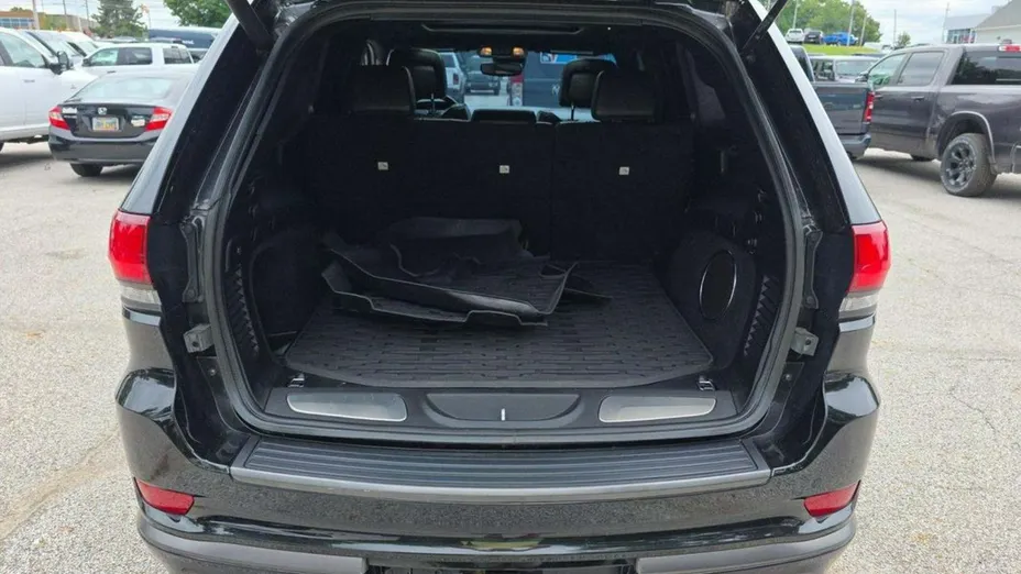 JEEP Grand Cherokee -