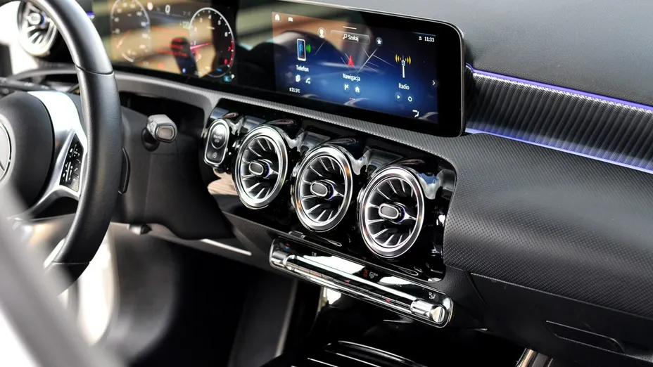 MERCEDES-BENZ A Klasa -
