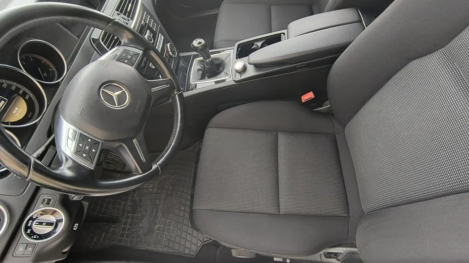MERCEDES-BENZ C Klasa -