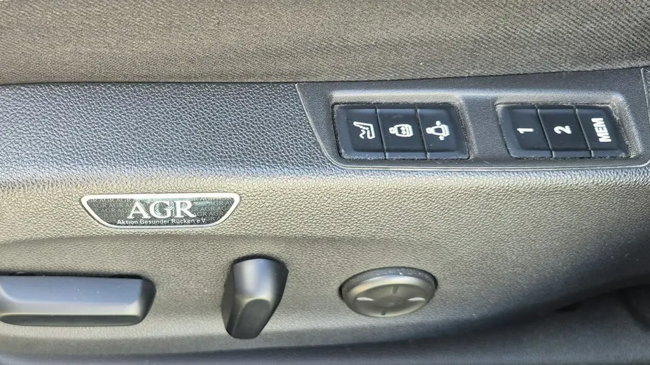 OPEL Insignia -