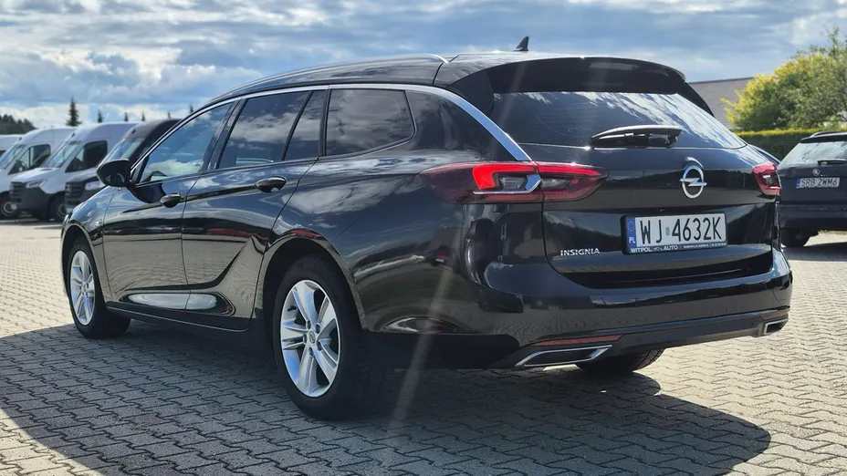 OPEL Insignia -