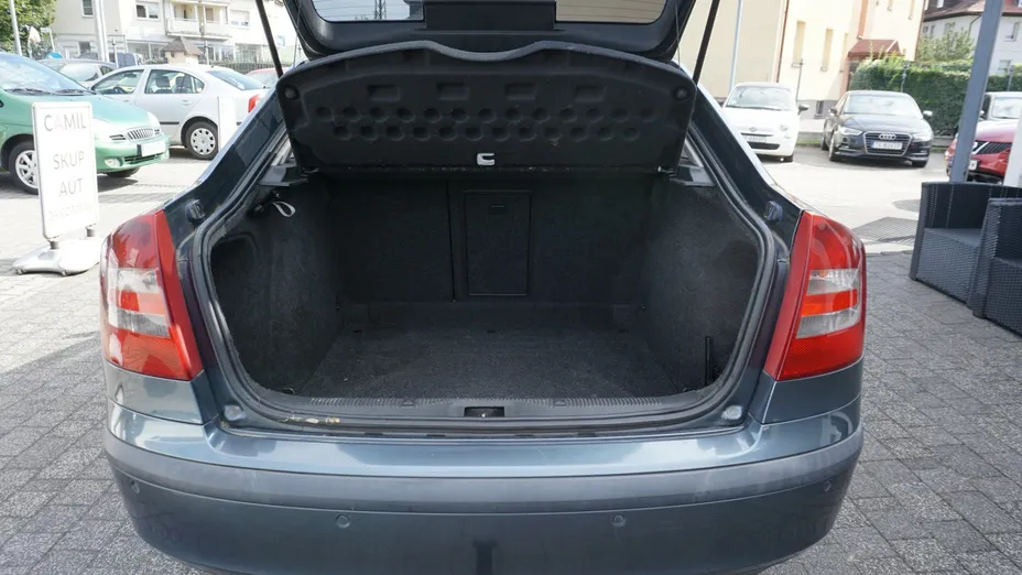 SKODA Octavia -