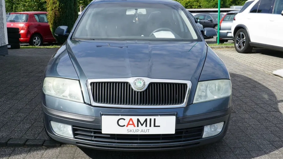 SKODA Octavia -