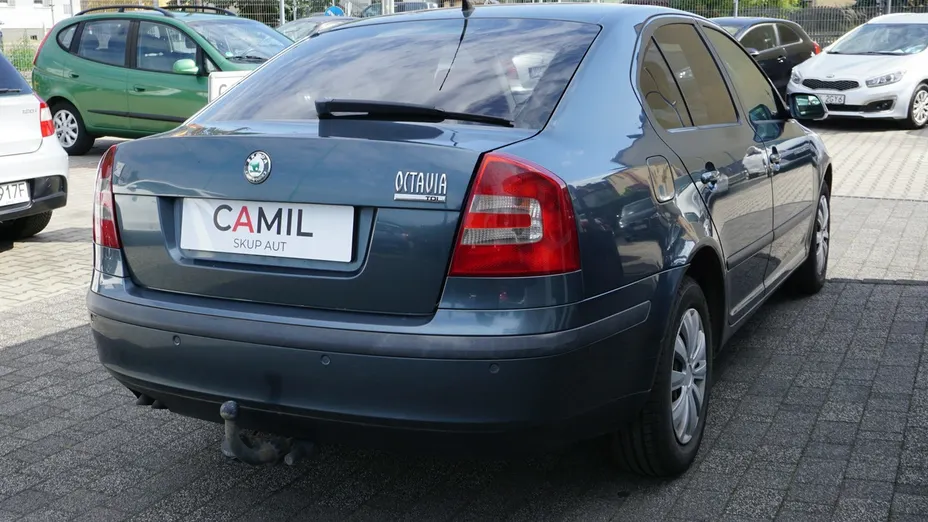 SKODA Octavia -