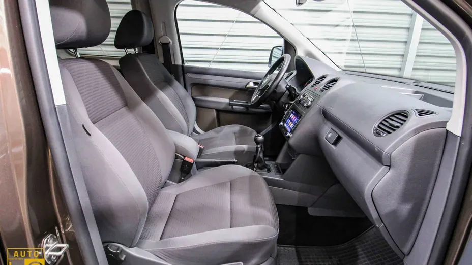 VOLKSWAGEN Caddy -