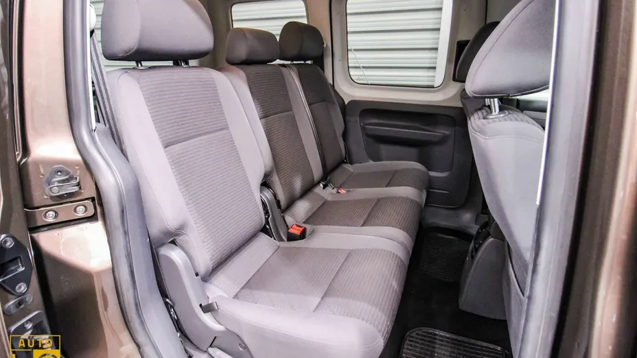 VOLKSWAGEN Caddy -