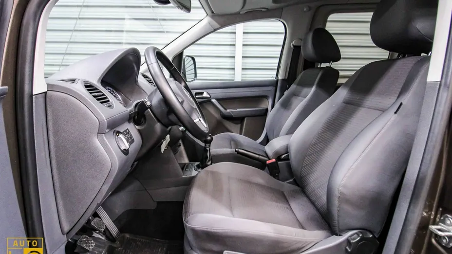 VOLKSWAGEN Caddy -
