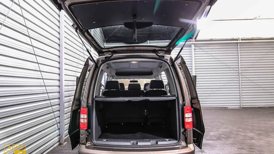 VOLKSWAGEN Caddy -