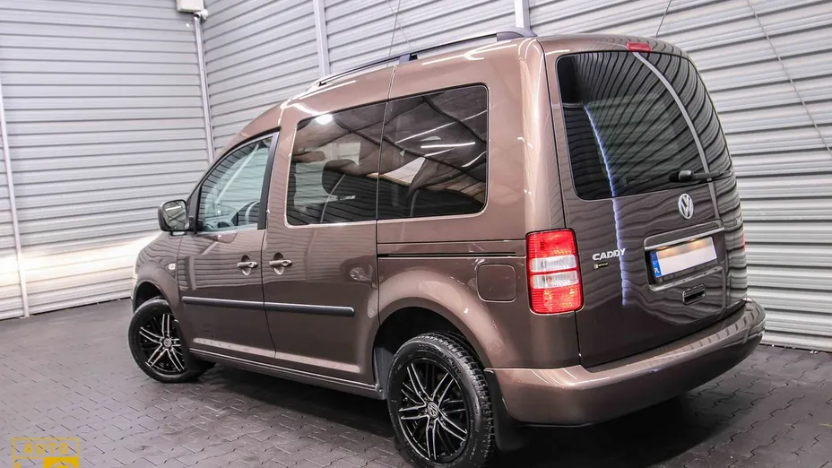 VOLKSWAGEN Caddy -