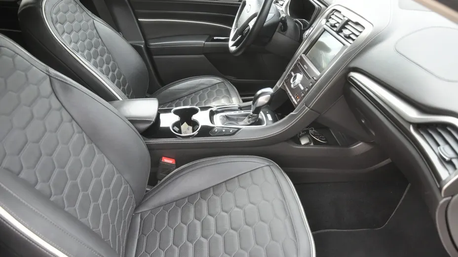 FORD Mondeo -