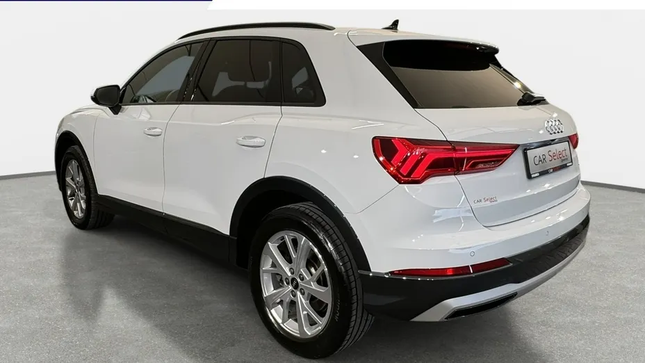 AUDI Q3 -