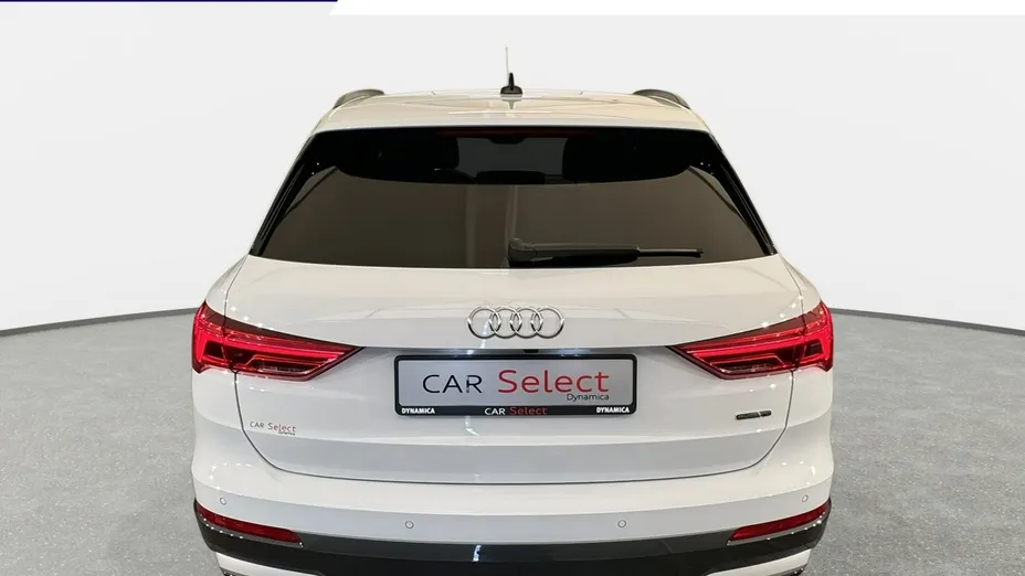 AUDI Q3 -