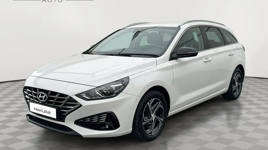 HYUNDAI i30 -