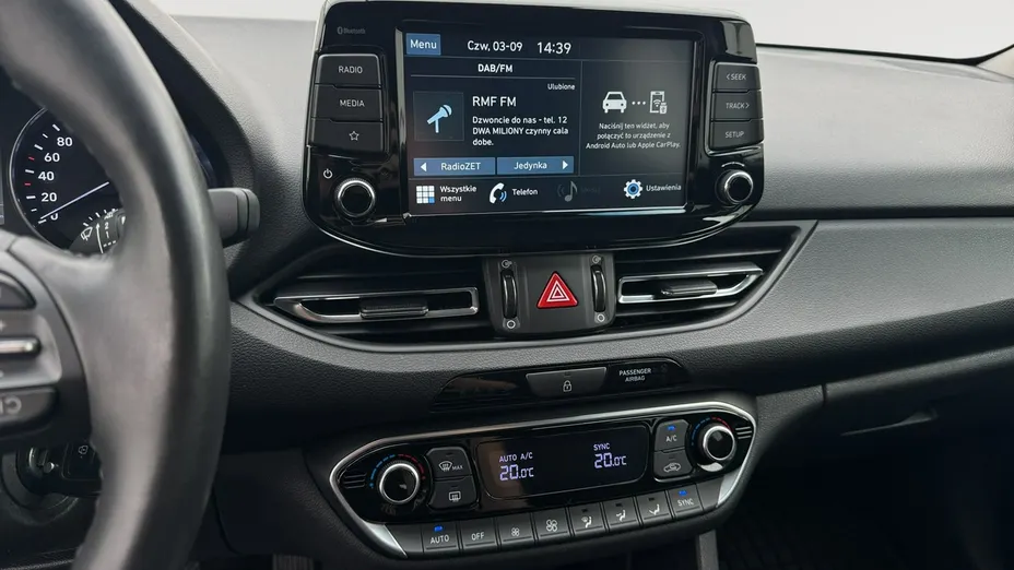 HYUNDAI i30 -
