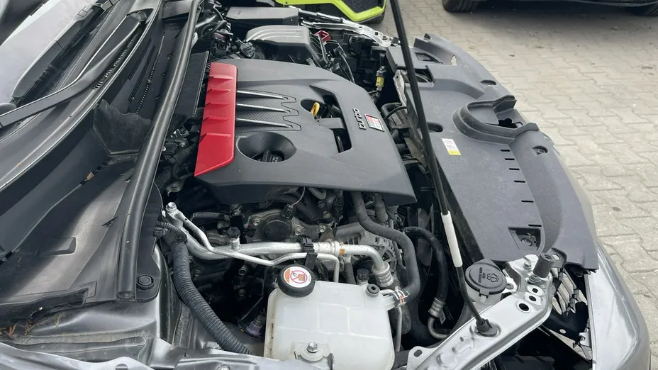 TOYOTA Corolla -