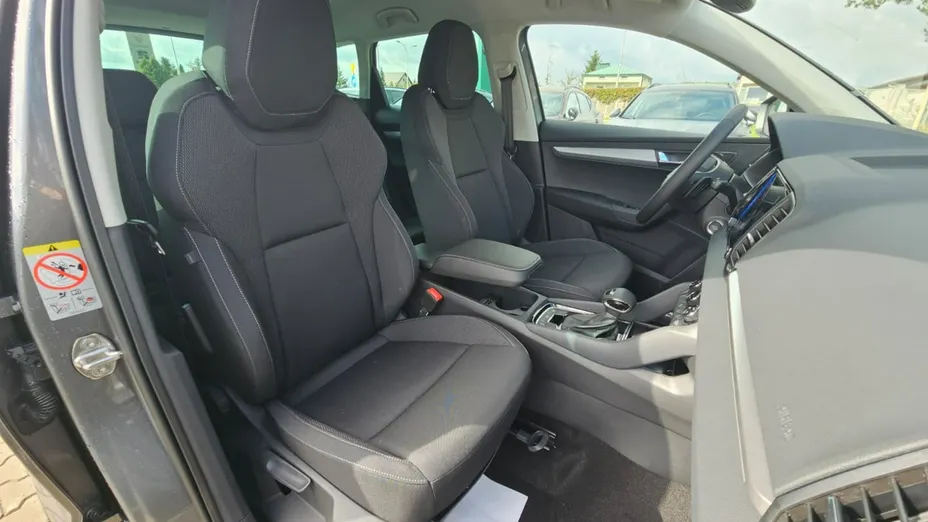 SKODA Karoq -