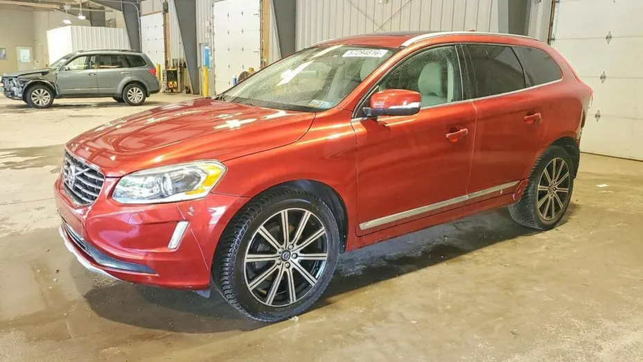 VOLVO XC60 -