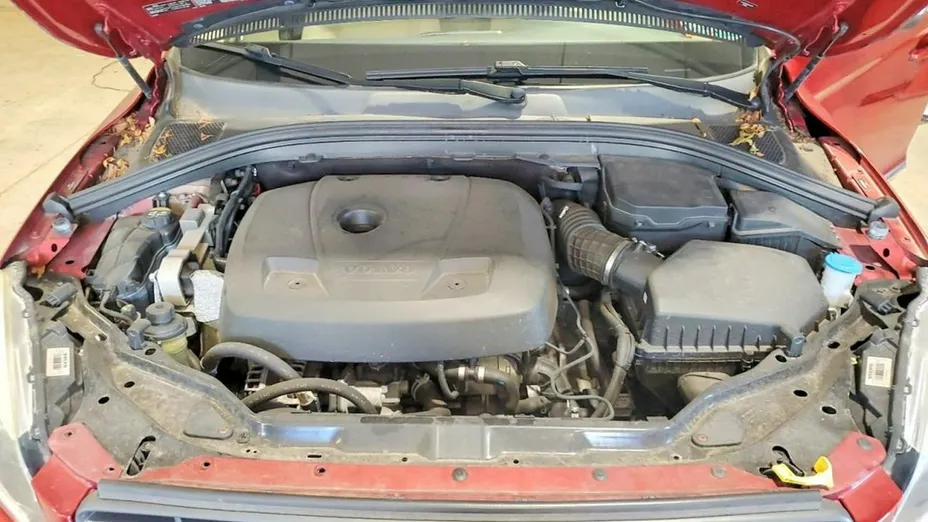 VOLVO XC60 -
