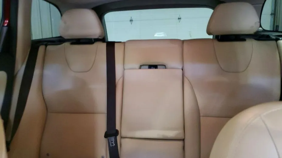 VOLVO XC60 -