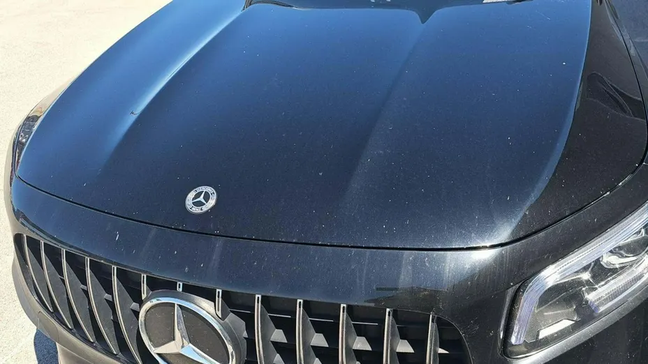 MERCEDES-BENZ GLB -