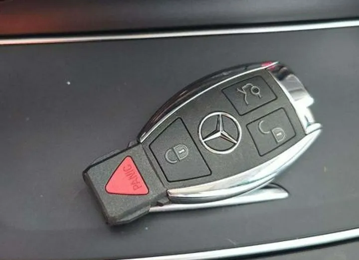 MERCEDES-BENZ GLA -