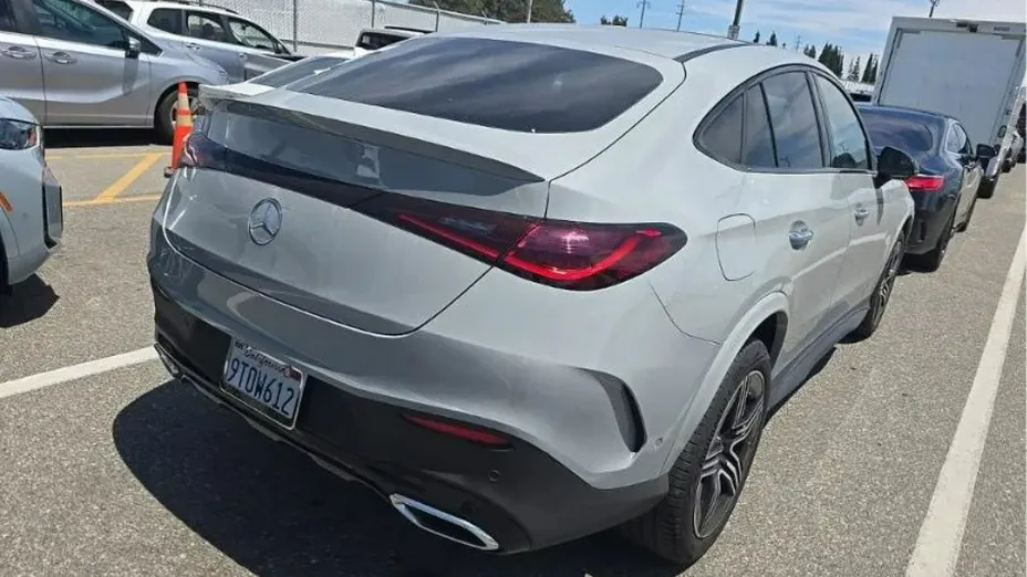 MERCEDES-BENZ GLC -