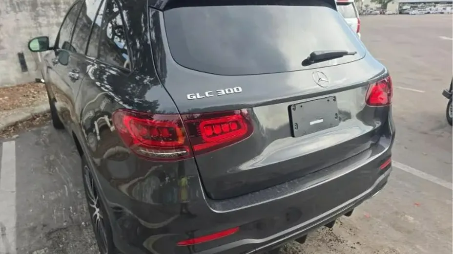 MERCEDES-BENZ GLC -