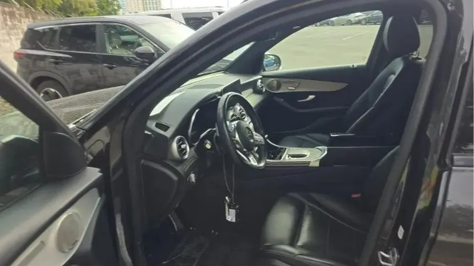 MERCEDES-BENZ GLC -